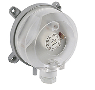 DPS2500 дифференциальное реле давления. для воздуха, 500…2500Pa, гистерезис 150Pa DPS2500 дифференциальное реле давления. для воздуха, 500…2500Pa, гистерезис 150Pa